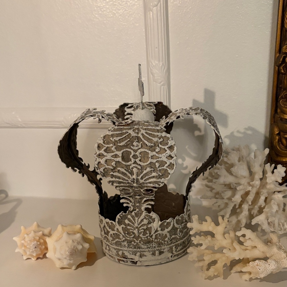 Distressed White Metal Crown Home Accent - Picture 4 of 9